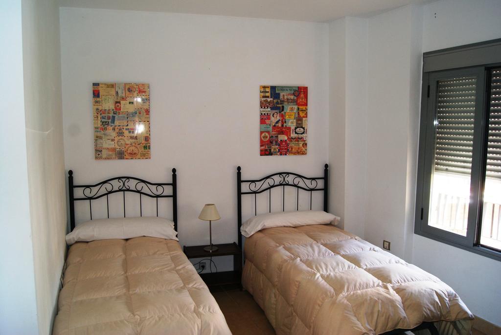 Apartamentos Turisticos La Encarnacion Sevilla Bagian luar foto