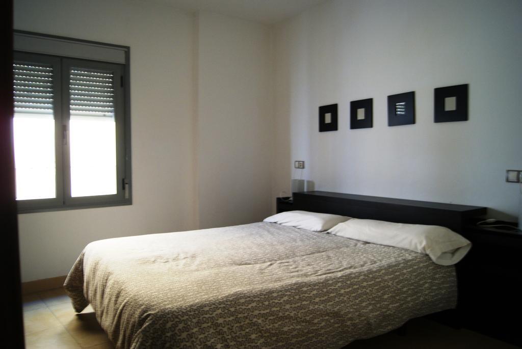 Apartamentos Turisticos La Encarnacion Sevilla Bagian luar foto